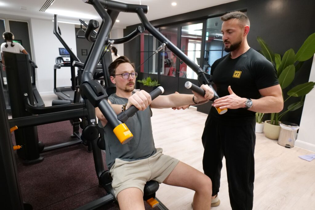 private personal trainer London 1-to-1 coaching central London strength training body transformation